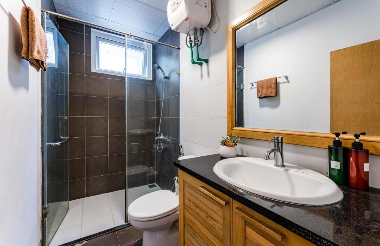 Annam Panorama Lakeview - Garden & Balcony - Westlake *
